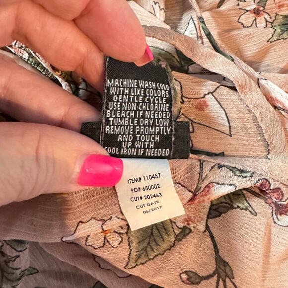 Torrid Women's Plus 3X Floral Print Chiffon Ruffle Bell Sleeve CrissCross Blouse - Picture 6 of 9